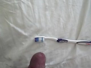 Cum on Wife&#039;s Cousin&#039;s Toothbrush and Pillow