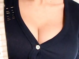 cleavage asmr