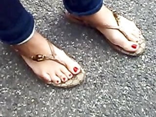 feet end sandals jada gucci