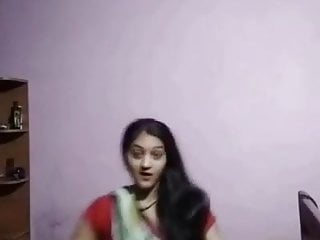 Bengali Bhabhi showing Sexy