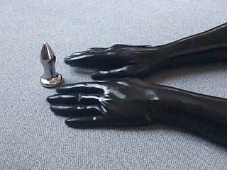 Only Latex-Gloves