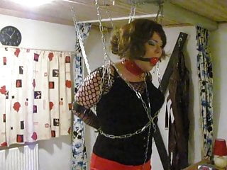 Dizzy Miss Sizzy  -  a tranny in trouble