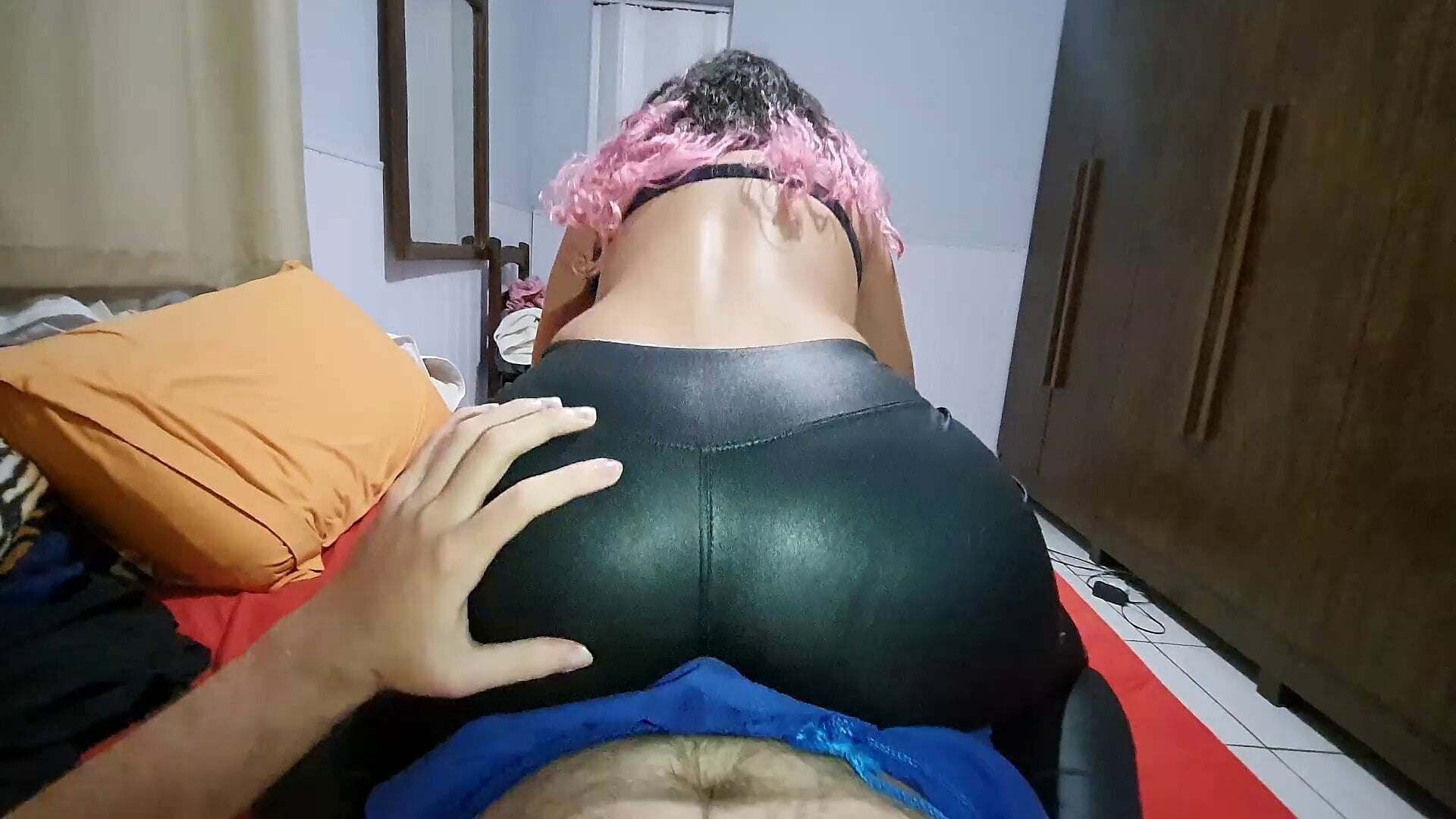 Pink hair, leather leggings, assjob, cum in pants, lapdance, grinding ended with cum in his pants