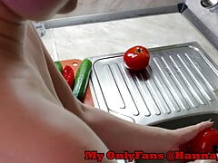 HannaMontana fucked herself with a huge cucumber and then ate it