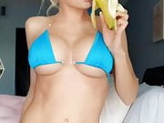 riley eats a banana