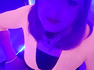 Sofia jerking off in neon light