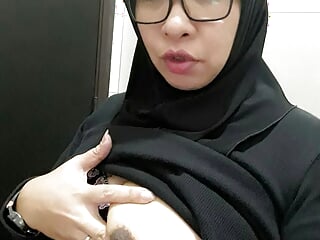 MILF Mom, Jilbab69, 69, Asian Big Boobs