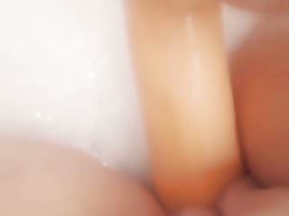 In der Badewanne  - Bild 1