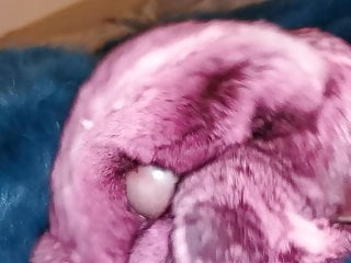 Chinchilla fur cumshot twice row...