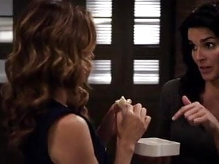 Angie Harmon, Sasha Alexander - Rizzoli &amp; Isles s1e03