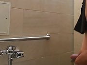 Jerking and cumming in a public restroom stall - session 16
