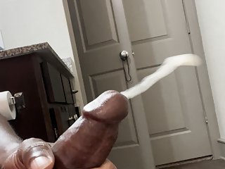 Masturbating in my friend&rsquo;s bathroom