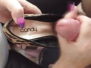 Wife gives hubby handjob & makes him cum in her smelly heels