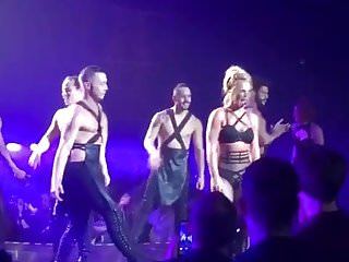Striptease, Britney Spears
