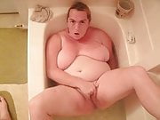 me playing with my pussy in bath tub 