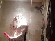 Str8 men with a fat cock in the shower