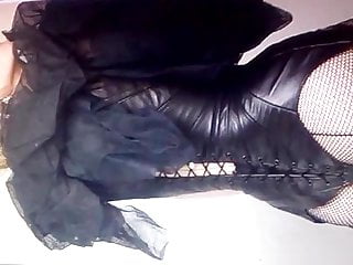 CUM ON MADONNA ASS