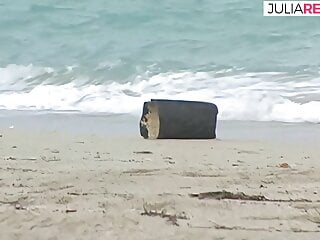 Im Urlaub die groesste Schlampe getroffen und hart gefickt - Bild 3