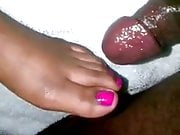 Cum on wife’s feet and pink toes