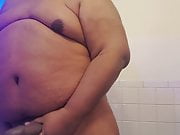 Black chub showing his body and masturbating