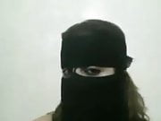 Milf shows chubby body in Niqab 
