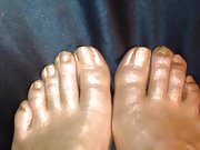 Gold-Bronze Feets oiled Spray 