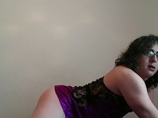 Cardiff crossdresser tease and sex toy...