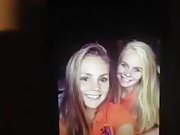 Lieke Martens en Kika van Es