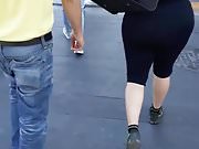 Big booty latin ass leggins