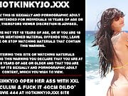 Hotkinkyjo open ass with XXL speculum & fuck it 40cm deep