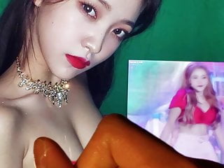 Yeri Red Velvet Cum Tribute (Cum On Tits)