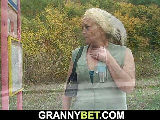 Granny Bet, GILF, Picked up, Granny