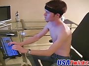 Jack off buddies Niki and Andy having a hot fuck on webcam