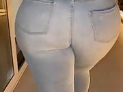 Hot So Sexy Big Bubble Booty in Jeans