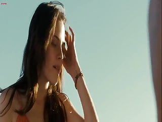 Kristen Stewart - Into The Wild