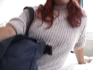Pamela 22 Jahre Single fingert sich und hoert nicht mehr auf orgasmus - Bild 1
