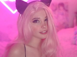 Belle delphine plays with her pussy