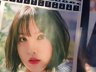 cum on Eunha