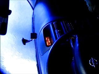 Masturbieren in der Autowaschanlage - Bild 9