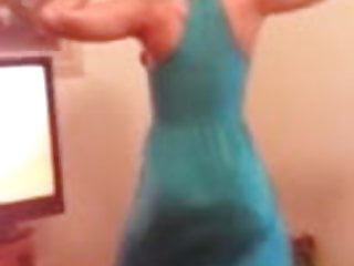 Twerking In A Dress Prettyred...